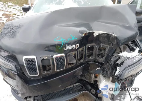 2019 Jeep Cherokee Latitude Plus 4X4 from USA, damaged, VIN 1C4PJMLB4KD252894
